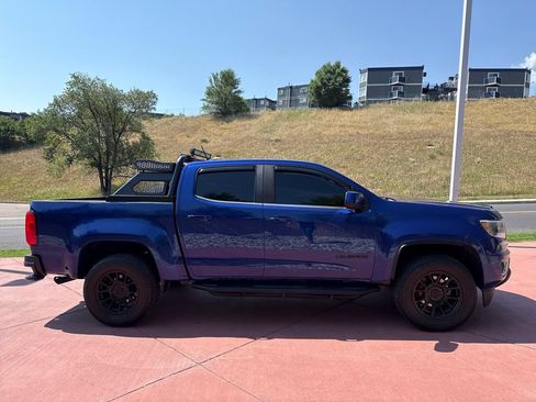 Used 2016 Chevrolet Colorado LT w/ LT Convenience Package AWD/4WD image 10