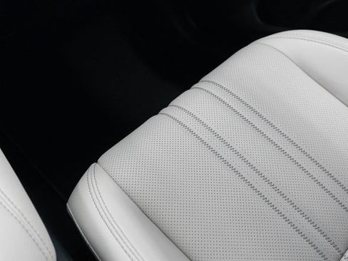 New 2027 Honda HR-V EX-L image 16