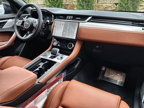 New 2026 Jaguar F-PACE R-Dynamic S image 14