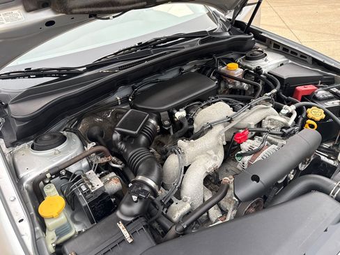 Used 2011 Subaru Impreza 2.5i AWD/4WD image 23