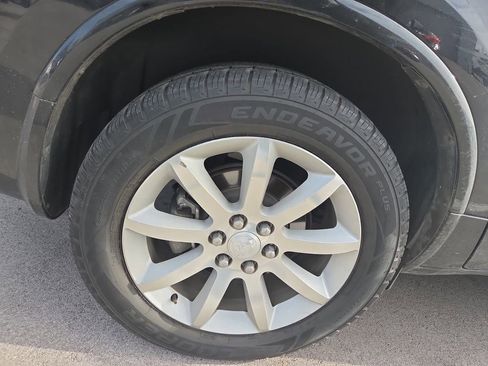 Used 2016 Buick Enclave Premium w/ Experience Buick Package image 5