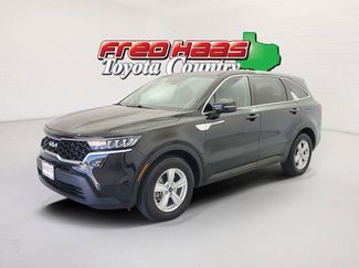 Used 2022 Kia Sorento LX video 1