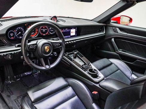 Used 2023 Porsche 911 Targa 4S image 4