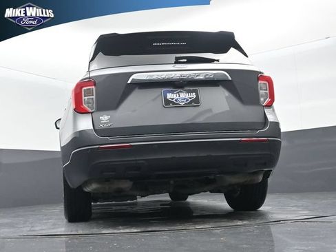 Certified 2023 Ford Explorer XLT RWD image 22