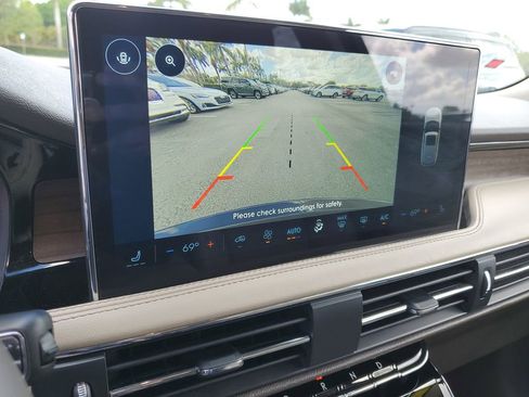 Certified 2023 Lincoln Corsair Reserve image 27