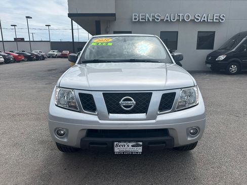 Used 2020 Nissan Frontier SV AWD/4WD image 3