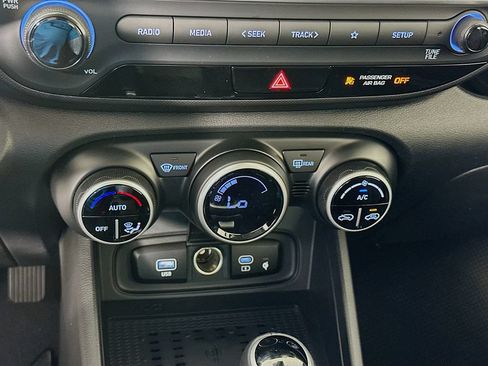 New 2026 Hyundai Venue SEL FWD image 13