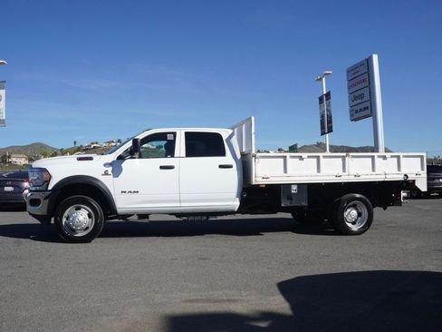 Used 2022 RAM 4500 Tradesman w/ Chrome Appearance Group image 5