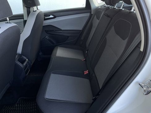 Used 2022 Volkswagen Taos S image 26