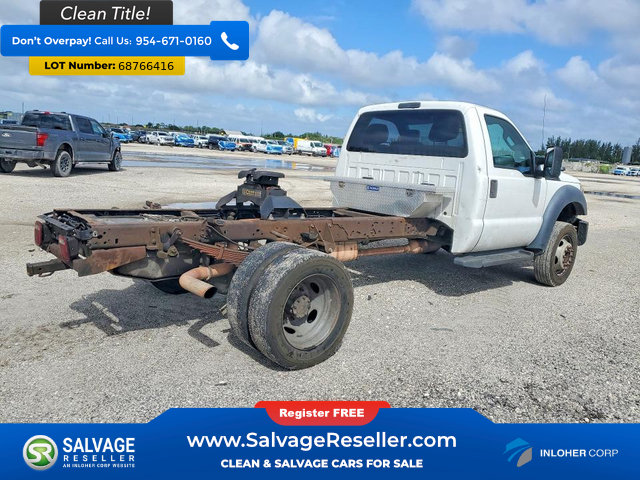 Used 2015 Ford F550 2WD Regular Cab Super Duty image 4