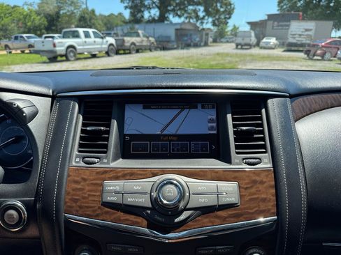 Used 2018 Nissan Armada Platinum w/ Captain Seat Package RWD image 39