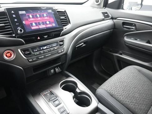 Used 2023 Honda Ridgeline Sport image 29