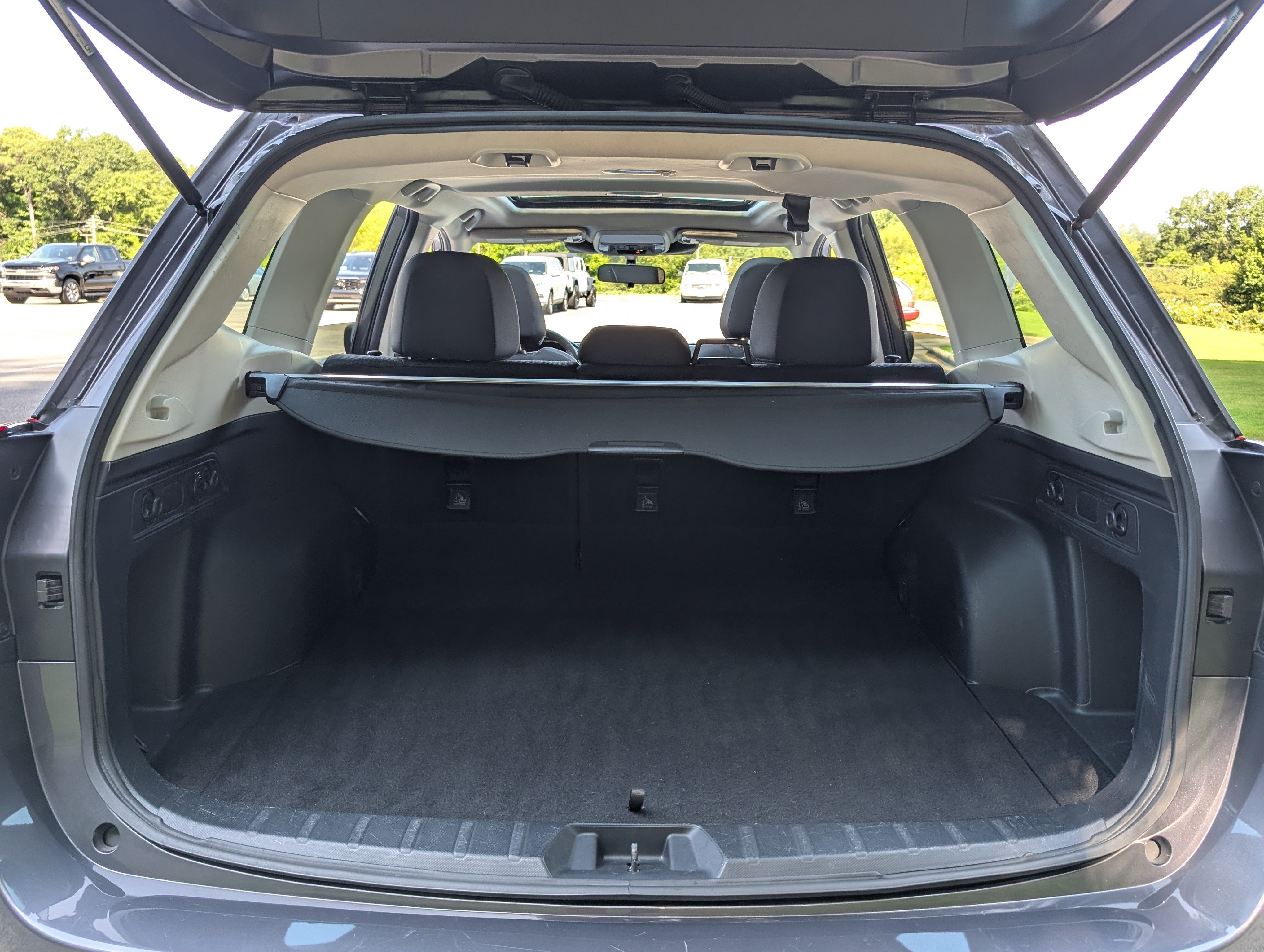 Used 2023 Subaru Forester Premium AWD/4WD image 19