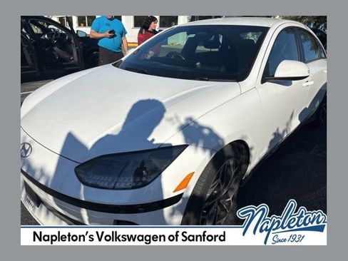 Used 2024 Hyundai Ioniq 6 SEL image 1