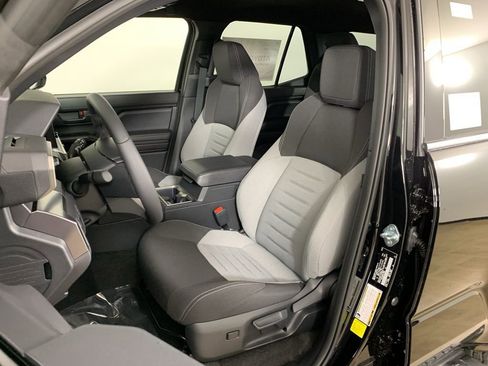 New 2026 Toyota 4Runner TRD Off-Road AWD/4WD image 28