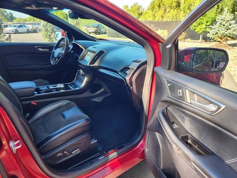 Used 2019 Ford Edge ST w/ Equipment Group 401A image 11