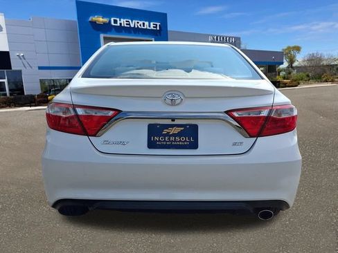 Used 2017 Toyota Camry SE FWD image 23