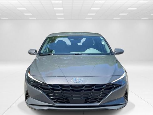 Certified 2023 Hyundai Elantra SEL w/ Convenience Package FWD image 2