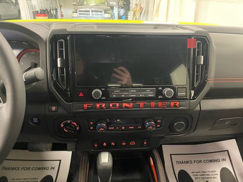 New 2026 Nissan Frontier PRO-4X w/ Pro-4x Convenience Package AWD/4WD image 9