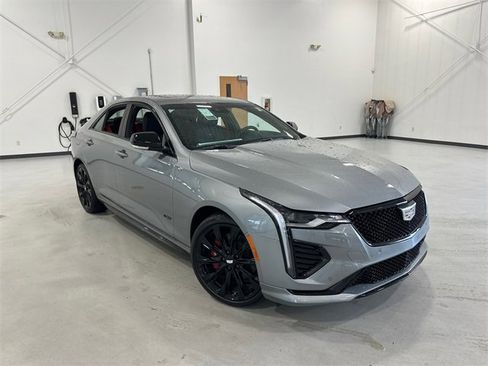 New 2026 Cadillac CT4 V w/ LPO, ONYX Package image 4