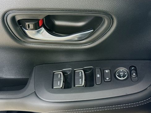 Certified 2026 Honda HR-V EX-L image 20