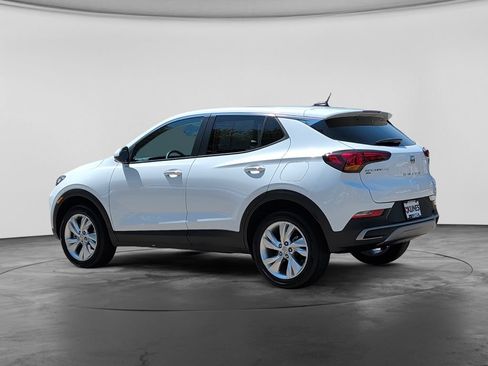 Used 2024 Buick Encore GX Preferred w/ Comfort Package AWD/4WD image 5