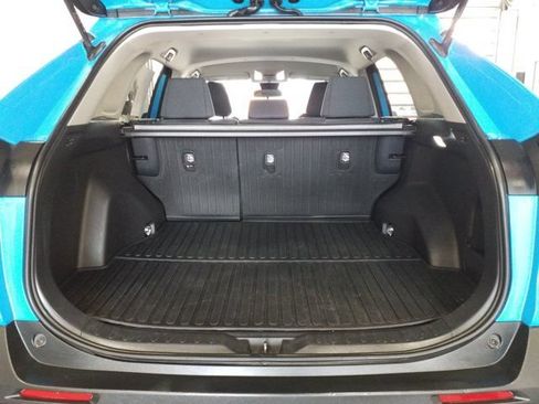 Used 2019 Toyota RAV4 LE w/ Carpet Mat Package AWD/4WD image 15