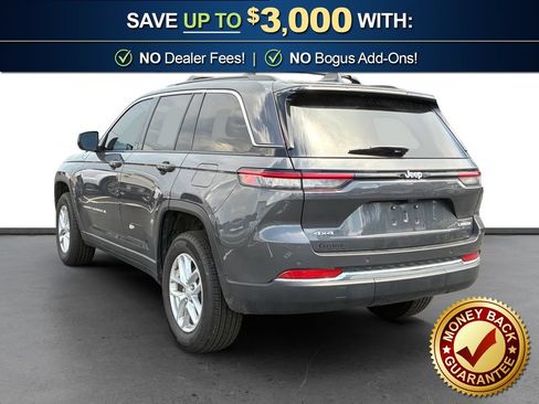 Used 2025 Jeep Grand Cherokee Laredo X AWD/4WD image 2