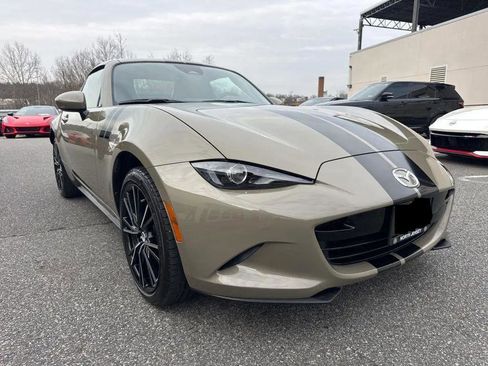 Used 2024 MAZDA MX-5 Miata RF Grand Touring image 4