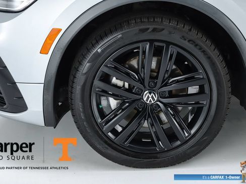 Used 2022 Volkswagen Tiguan SE R-Line FWD image 44