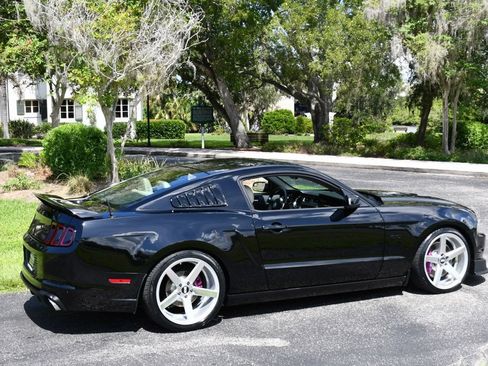 Used 2013 Ford Mustang GT Premium w/ GT Track Pkg RWD image 6