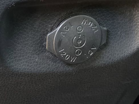 Used 2016 Hyundai Santa Fe Sport image 17