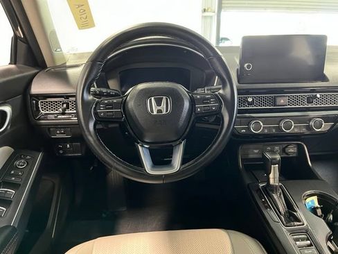 Used 2023 Honda Civic Touring image 21