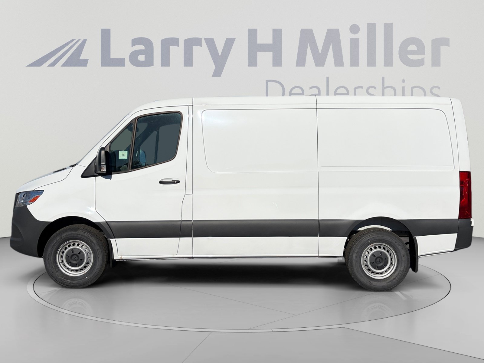 New 2026 Mercedes-Benz Sprinter 2500 image 2