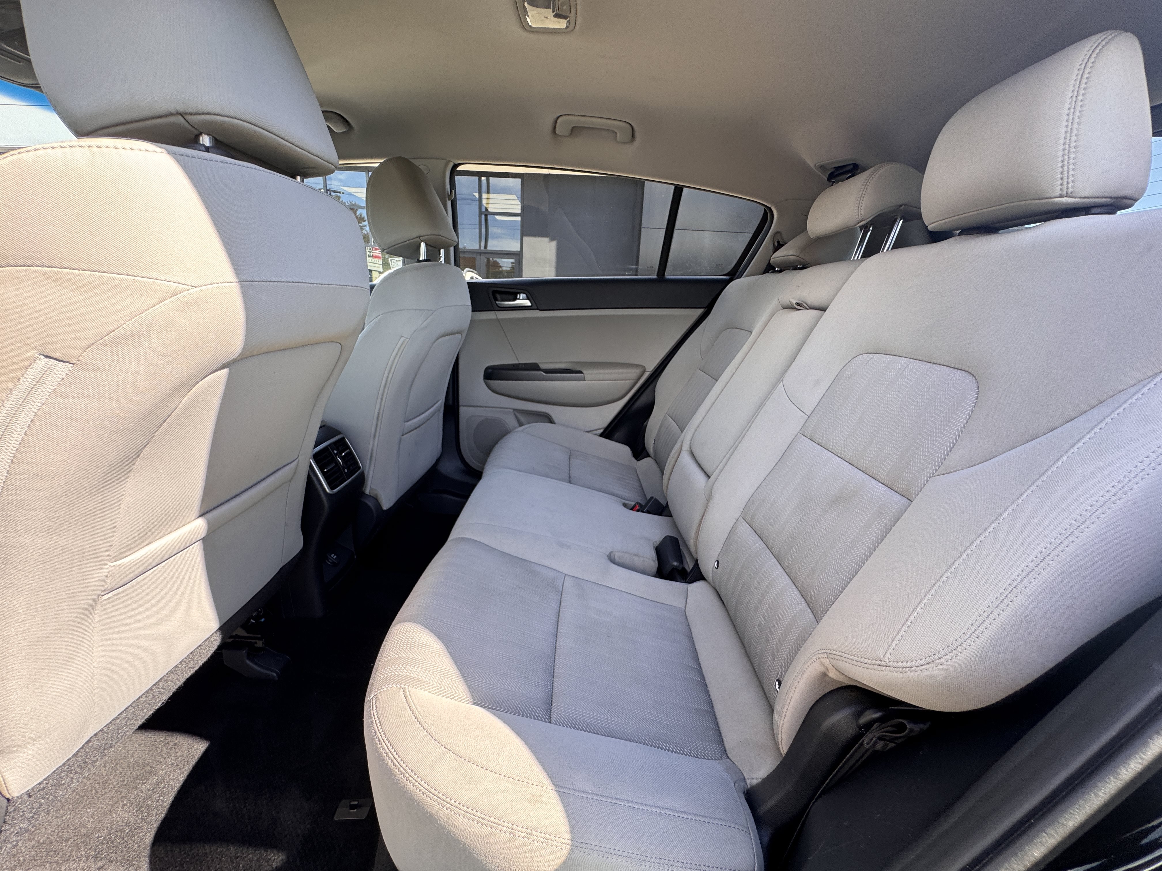 Used 2020 Kia Sportage LX FWD image 7