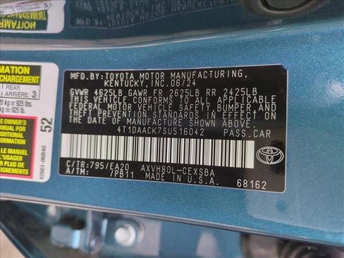 Used 2025 Toyota Camry SE w/ Multimedia Upgrade Package image 21