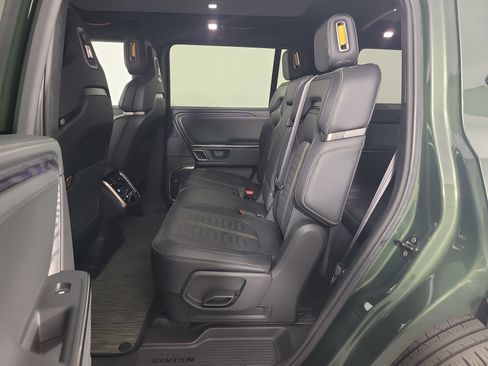 Used 2024 Rivian R1S Adventure AWD/4WD image 21