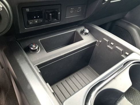 Used 2021 Nissan Titan PRO-4X w/ Pro-4x Convenience Package image 27