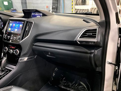 Used 2019 Subaru Forester Touring image 18