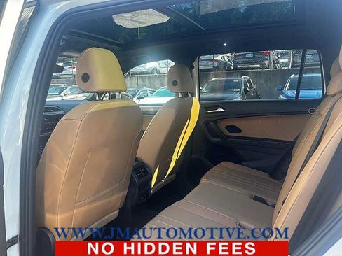 Used 2024 Volkswagen Tiguan SE R-Line AWD/4WD image 3
