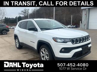 Used 2024 Jeep Compass Latitude video 1