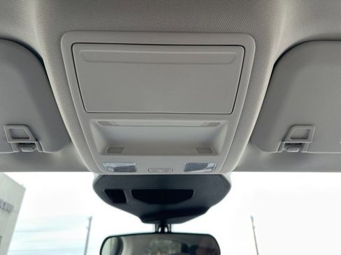 Used 2022 Ford Escape SE w/ SE Sport Appearance Package image 21