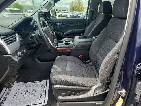 Used 2019 GMC Yukon SLE w/ SLE Value Package AWD/4WD image 14