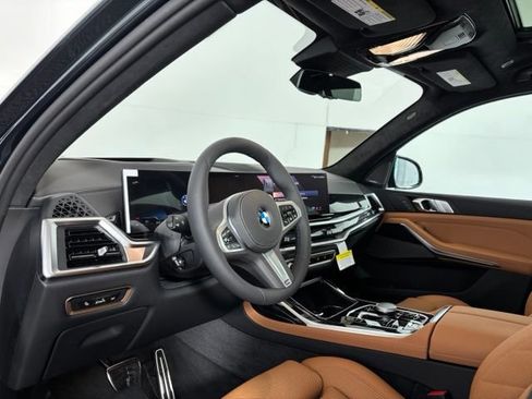 New 2027 BMW X7 xDrive40i w/ M Sport Package AWD/4WD image 8