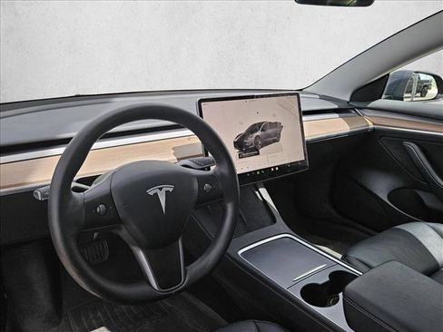Used 2023 Tesla Model 3 Standard Range RWD image 10