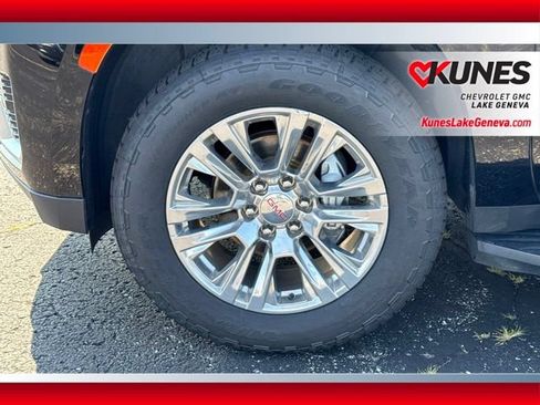 Used 2024 GMC Yukon Denali AWD/4WD image 13