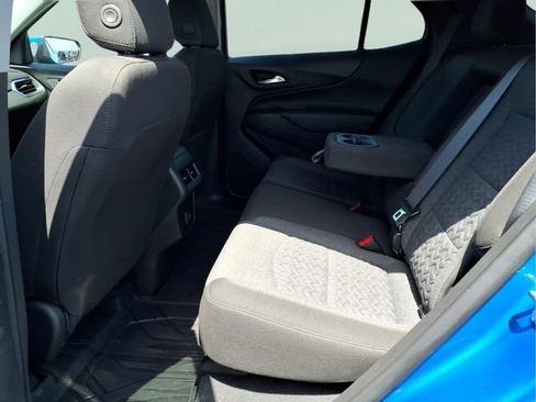 Used 2024 Chevrolet Equinox LT w/ LPO, Floor Liner Package FWD image 18