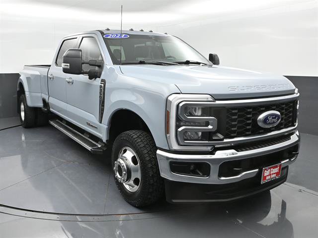 Used 2024 Ford F350 Lariat AWD/4WD image 3