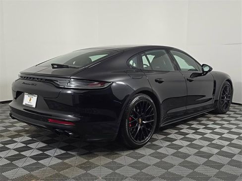 Certified 2023 Porsche Panamera GTS image 7