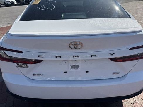 Used 2025 Toyota Camry SE w/ Convenience Package FWD image 9